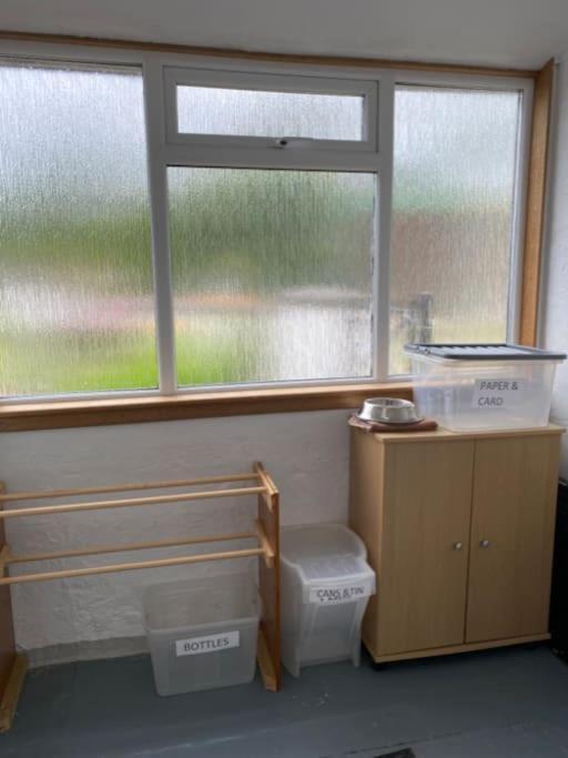 St John'S Flat Spacious Accomodation Dalry  Екстер'єр фото