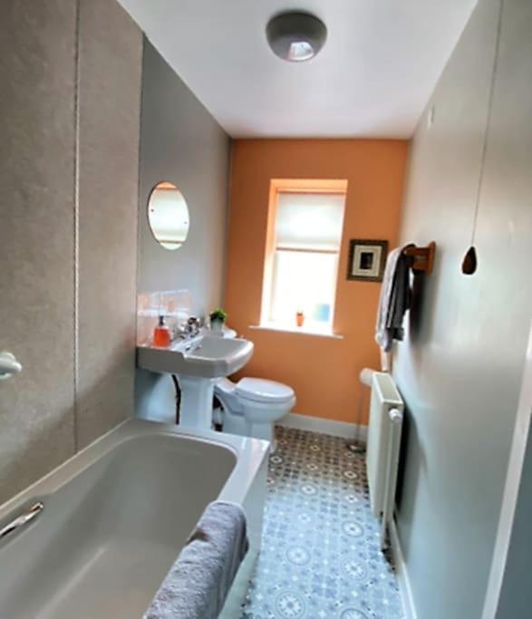 St John'S Flat Spacious Accomodation Dalry  Екстер'єр фото