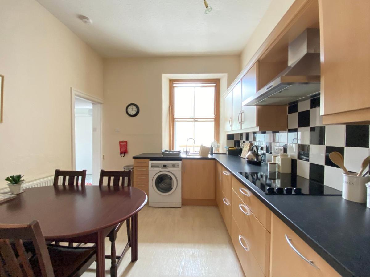 St John'S Flat Spacious Accomodation Dalry  Екстер'єр фото
